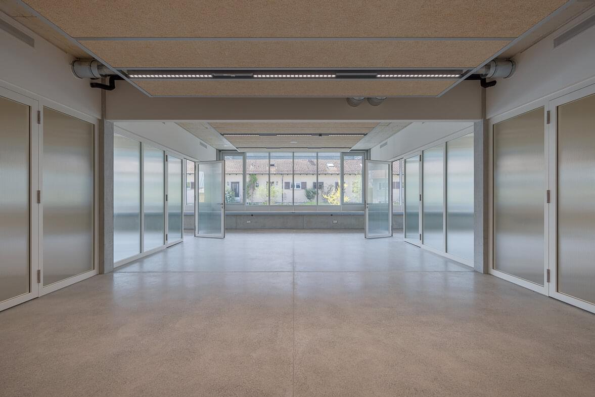 Drehfalttüre - CLUSTAR - flexible Raumtrennung | © Olivier Brandes